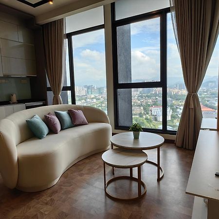 Expressionz Designer Suites Host By Aurora Premium Stay Kuala Lumpur Dış mekan fotoğraf