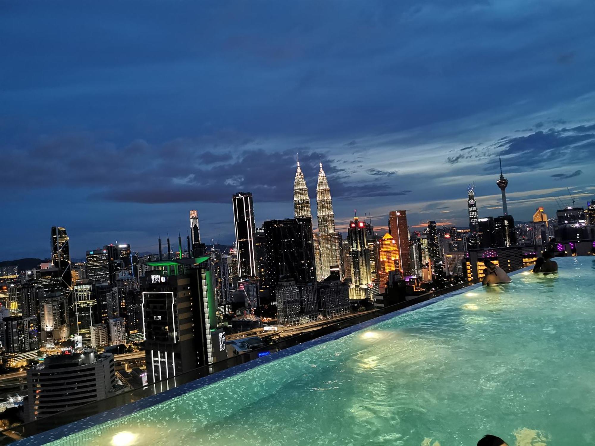 Expressionz Designer Suites Host By Aurora Premium Stay Kuala Lumpur Dış mekan fotoğraf