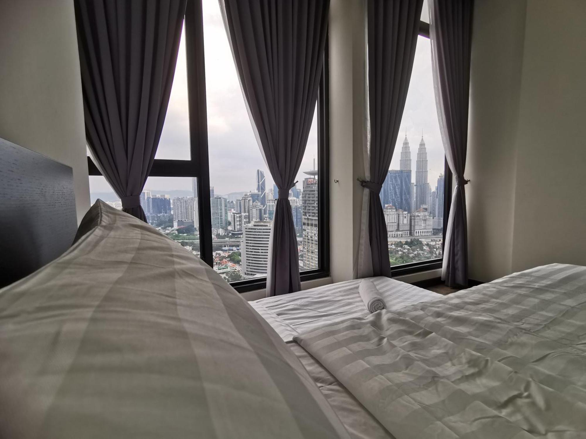 Expressionz Designer Suites Host By Aurora Premium Stay Kuala Lumpur Dış mekan fotoğraf